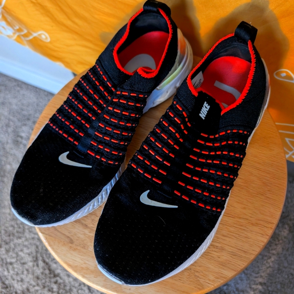 Nike high glide neon running shoes